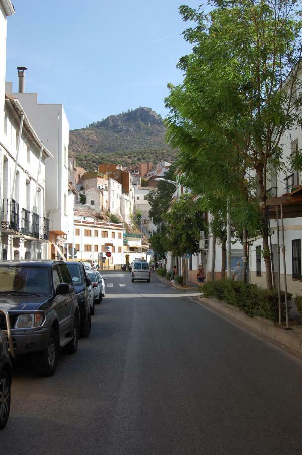 La Magnolia Otel La Puerta de Segura Dış mekan fotoğraf